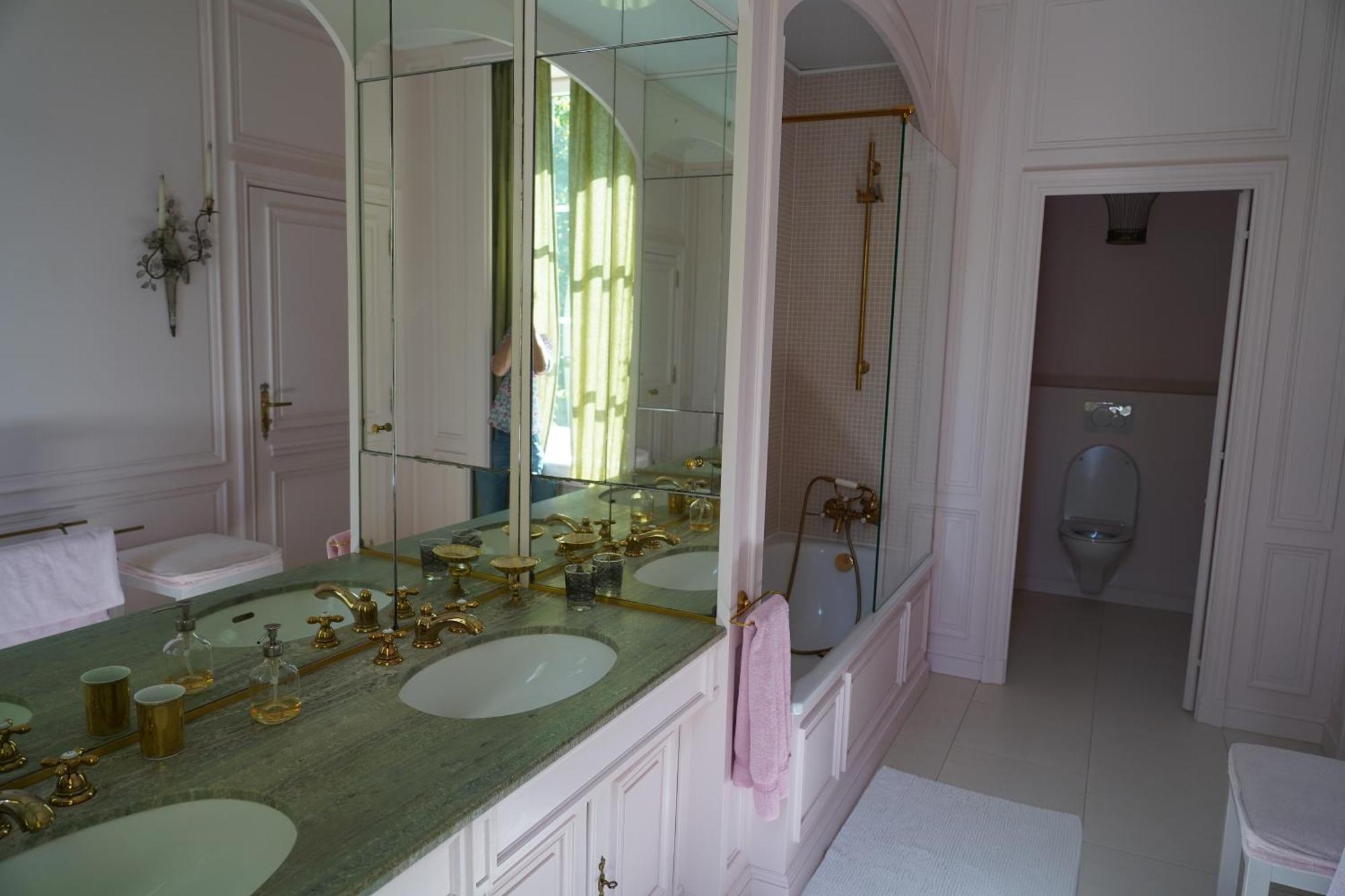 Le Chateau Lavigny المظهر الخارجي الصورة
