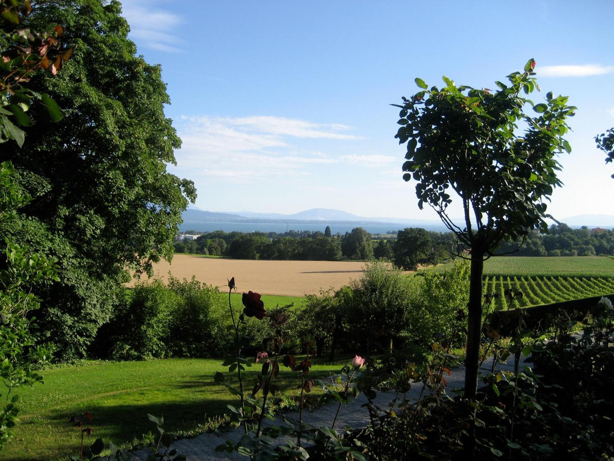 Le Chateau Lavigny المظهر الخارجي الصورة